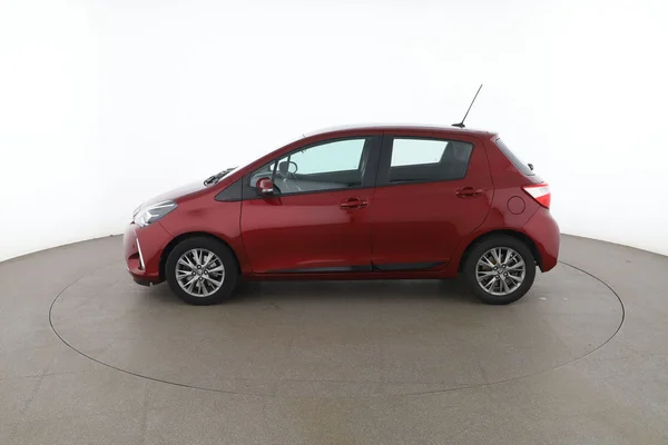 Toyota Yaris (2017) — foto 9 van 16
