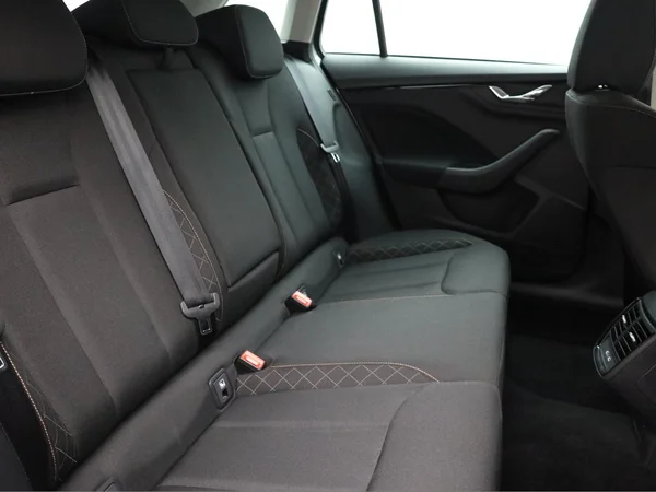 SKODA Scala (2023) — foto 20 van 20