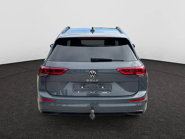 VOLKSWAGEN Golf VIII SW (2024) — foto 15 van 22