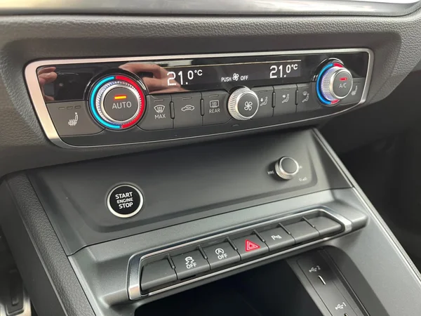 AUDI Q3 (2024) — foto 19 van 20