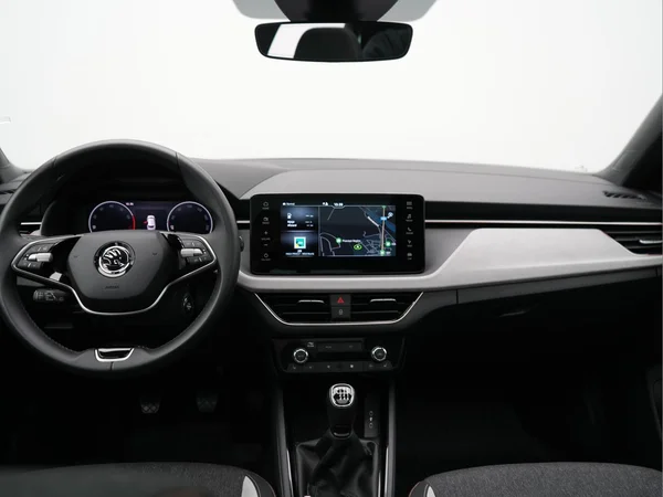 SKODA Kamiq (2024) — foto 5 van 31