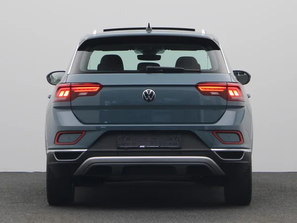 VOLKSWAGEN T-Roc (2023) — foto 21 van 24