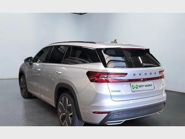 Skoda Kodiaq PHEV (2025) — foto 12 van 27