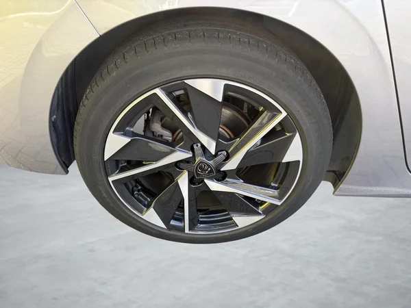 Peugeot 308 (2022) — foto 3 van 20