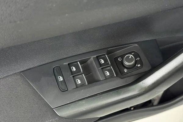 Volkswagen Polo (2023) — foto 2 van 25