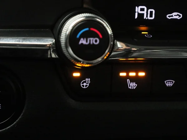 Mazda CX-30 (2020) — foto 14 van 41
