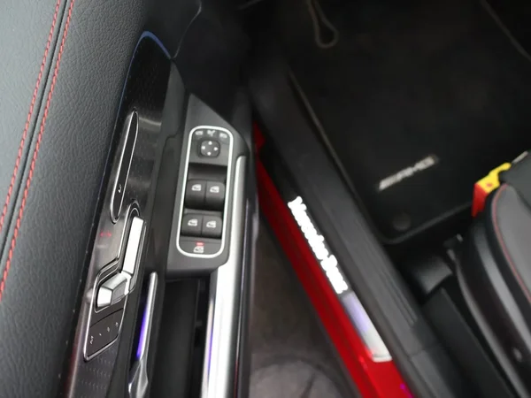 Mercedes-Benz GLA (2025) — foto 16 van 30
