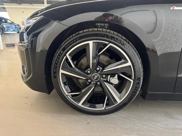 AUDI A6 SW e-tron (2026) — foto 16 van 24