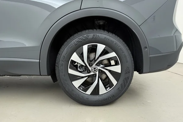 Volkswagen Tiguan (2026) — foto 15 van 18
