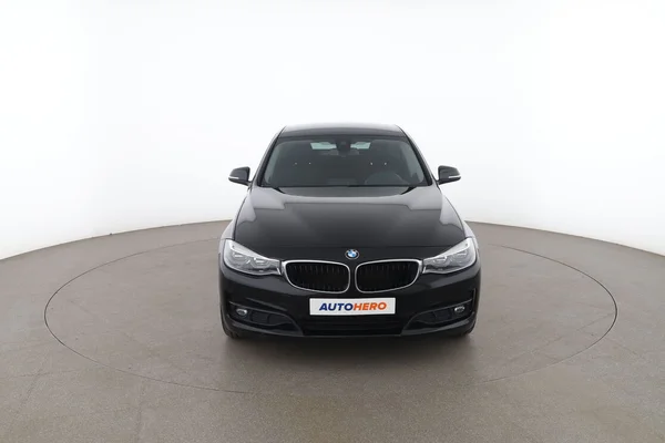 BMW 3-serie (2016) — foto 15 van 16