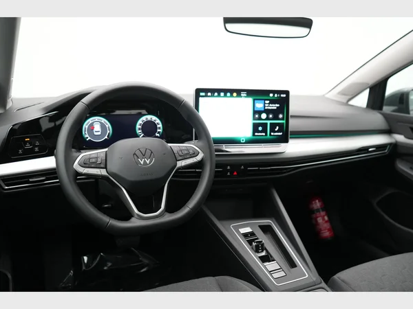 VOLKSWAGEN Golf VIII SW (2025) — foto 28 van 29