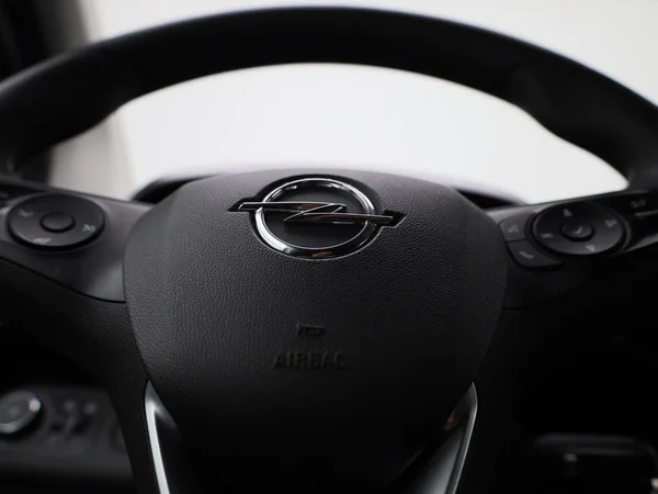 Opel Combo (2022) — foto 18 van 36