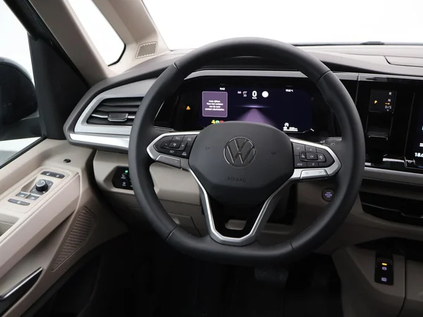 VOLKSWAGEN Multivan T7 Long Dsl (2026) — foto 3 van 27