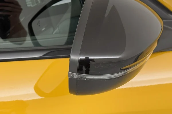 Peugeot E-208 (2021) — foto 18 van 36