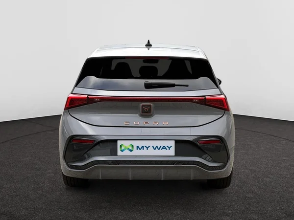 CUPRA Born (2024) — foto 17 van 22