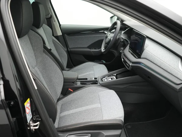 SKODA Octavia Combi (2026) — foto 6 van 27