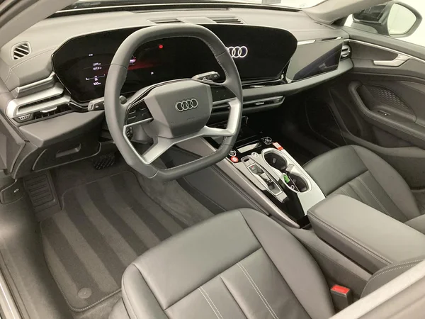 AUDI A6 Avant Dsl (2025) — foto 14 van 36