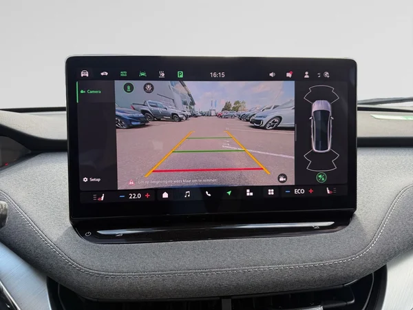 SKODA Enyaq Coupé (2025) — foto 3 van 15