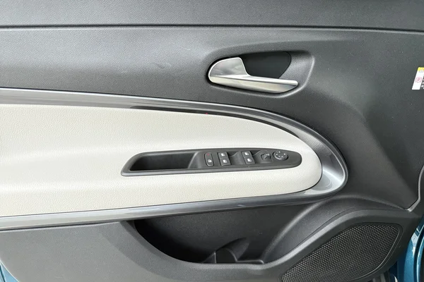 Fiat 600 (2024) — foto 9 van 22