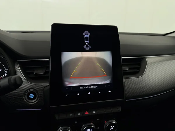 RENAULT Arkana (2021) — foto 11 van 28