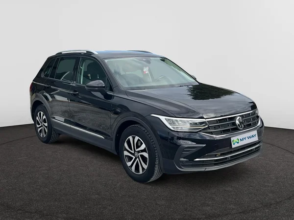 VOLKSWAGEN Tiguan (2022) — foto 7 van 18