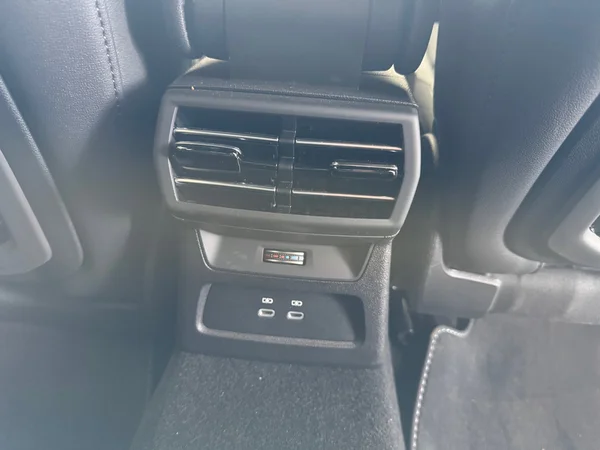 AUDI A3 Alltstreet (2025) — foto 4 van 20