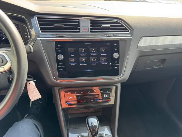 VOLKSWAGEN Tiguan eHybrid (PHEV) (2022) — foto 5 van 22
