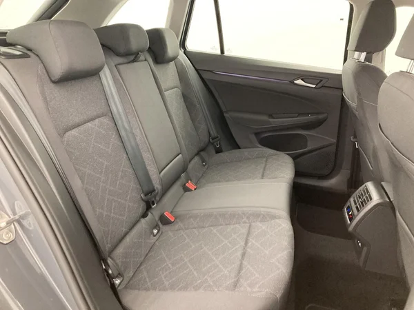 VOLKSWAGEN Golf VIII SW (2022) — foto 28 van 36