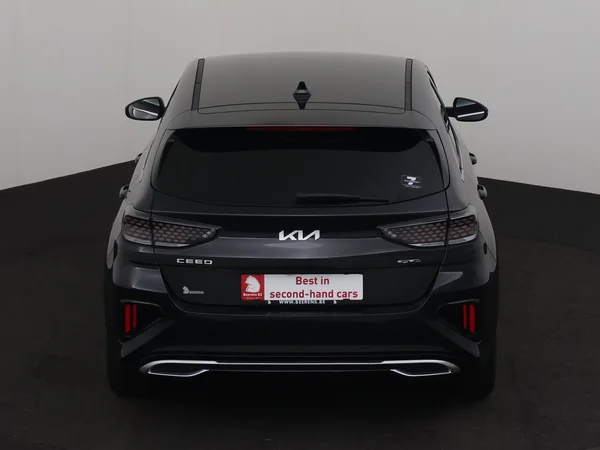 KIA Cee'd (2021) — foto 24 van 27