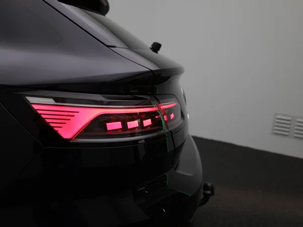 Volkswagen Arteon (2022) — foto 42 van 49