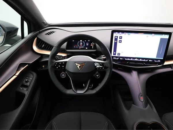 CUPRA Tavascan (2024) — foto 5 van 20