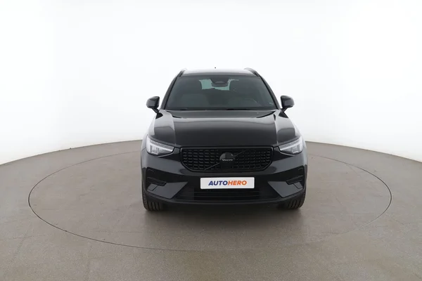 Volvo XC40 (2024) — foto 15 van 16