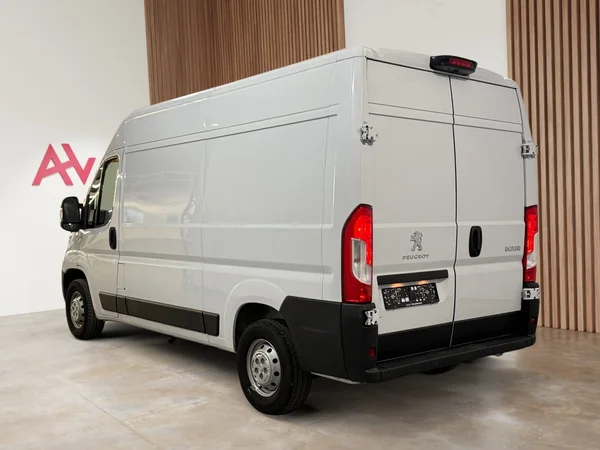 Peugeot Boxer (2023) — foto 25 van 26