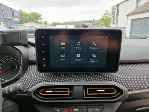 DACIA Sandero Stepway (2023) — foto 22 van 22