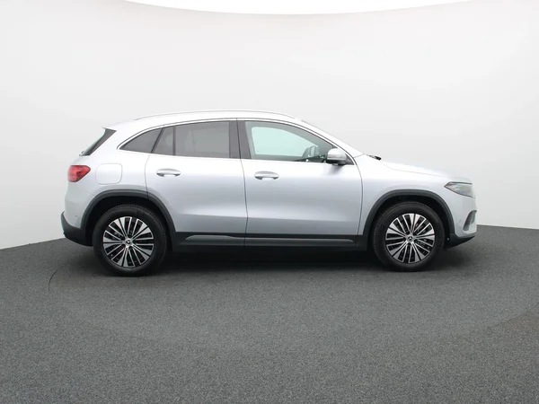 Mercedes-Benz EQA (2024) — foto 22 van 25