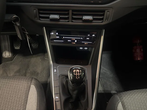 VOLKSWAGEN Polo (2026) — foto 8 van 11