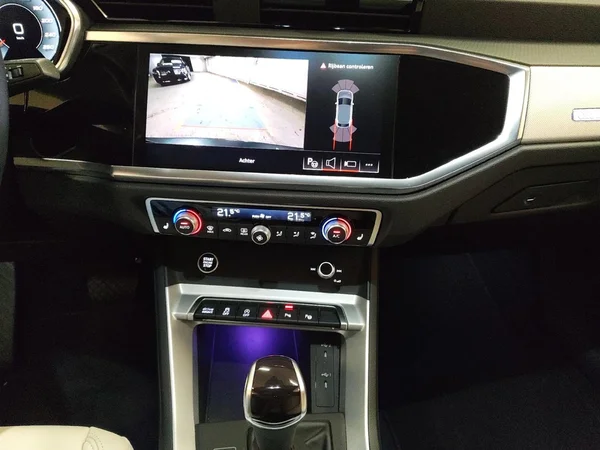 AUDI Q3 Sportback (2025) — foto 14 van 15