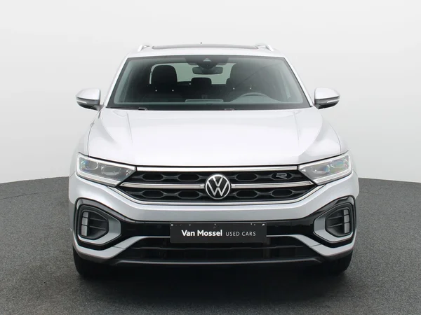 Volkswagen T-Roc (2022) — foto 22 van 28