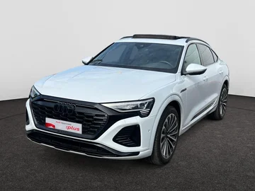 AUDI Q8 Sportback e-tron (2024)