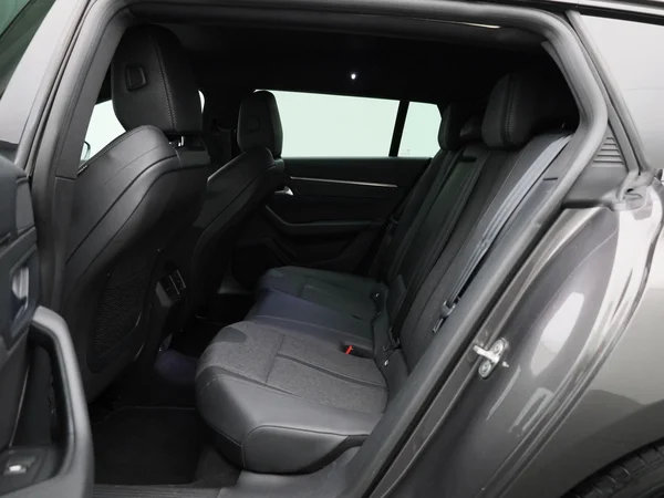 Peugeot 508 (2023) — foto 7 van 38