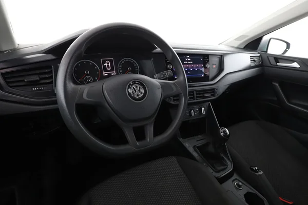 Volkswagen Polo (2018) — foto 2 van 16