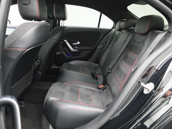 Mercedes-Benz A-Klasse (2021) — foto 6 van 41