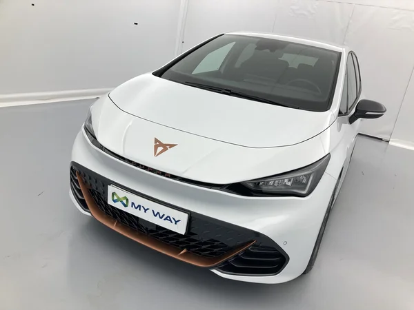 CUPRA Born (2022) — foto 25 van 32