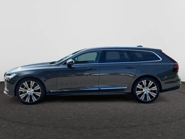 VOLVO V90 (2023) — foto 12 van 24
