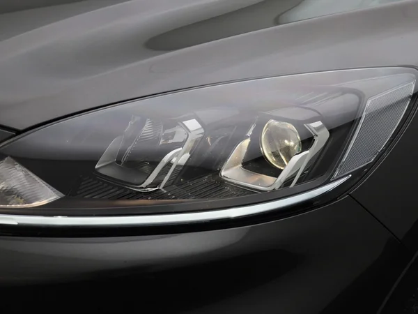Ford Kuga (2022) — foto 5 van 41