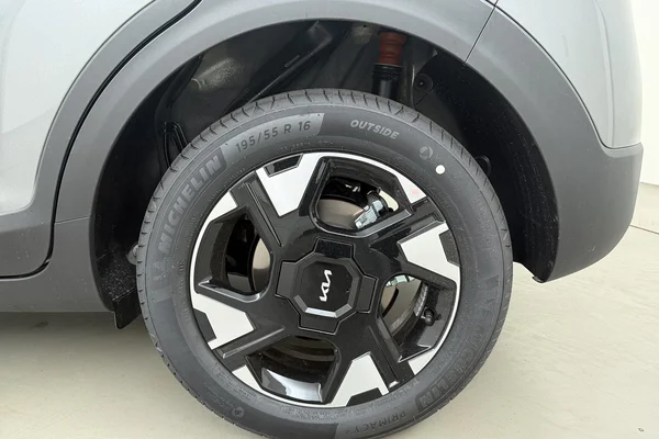 Kia Stonic (2026) — foto 14 van 17