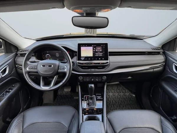 JEEP Compass (2023) — foto 3 van 31