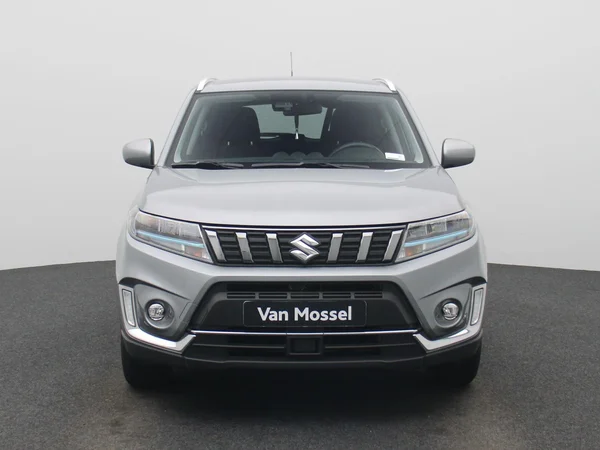Suzuki Grand Vitara (2023) — foto 34 van 39