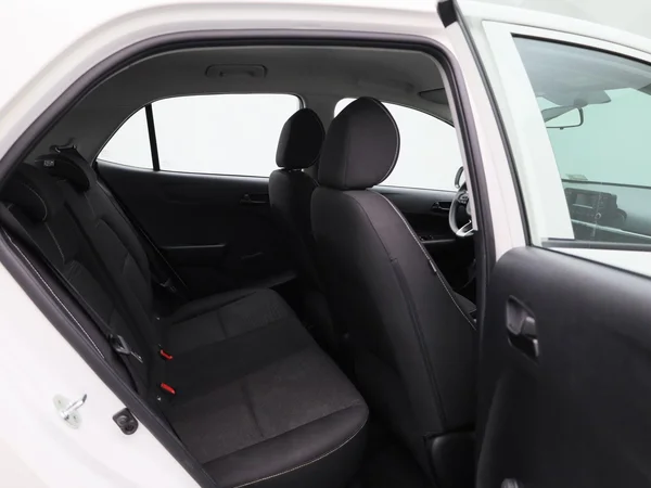 Kia Picanto (2021) — foto 21 van 34