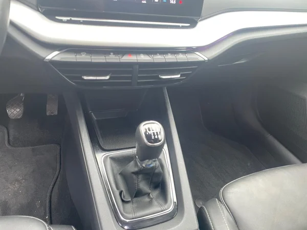 SKODA Octavia (2022) — foto 4 van 21